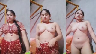 Super Sexy Village Girl Saree Striptease Show